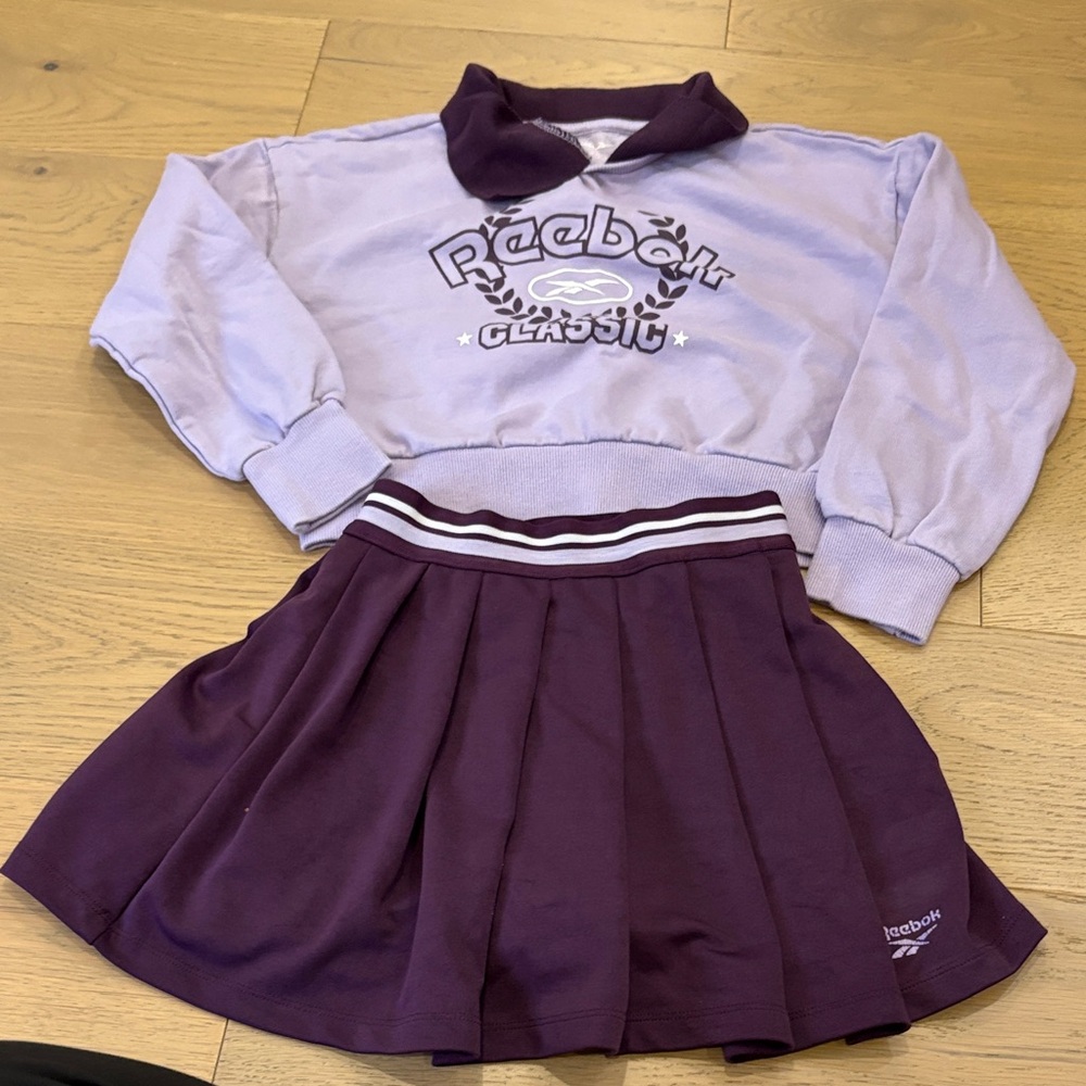 EUC Reebok Set Girls Size 8